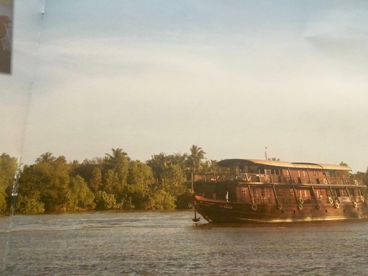 Nha Nghi Ngoc Nghi Villa Can Tho Bagian luar foto